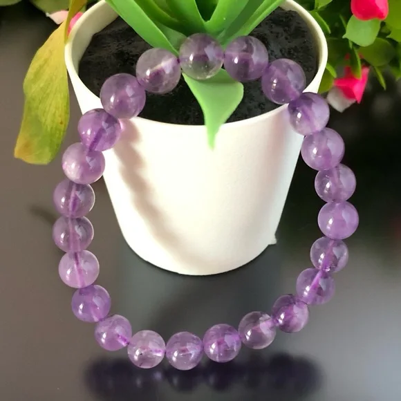 Amethyst 8mm Natural Stone Beads Stretchable Bracelet - Picture 2 of 3